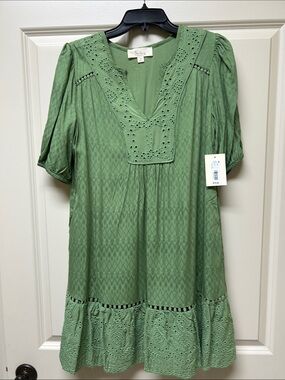 Nurture by Westbound Olive Green Eyelet V-Neck Dress. Fully lined. Fall fav!